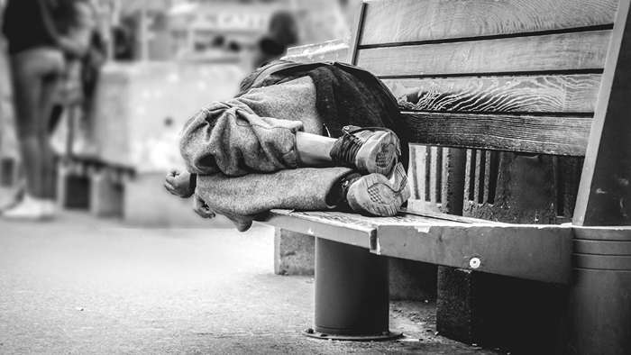 20 statistieken die het standpunt van Amerika ten opzichte van dakloosheid onthullen