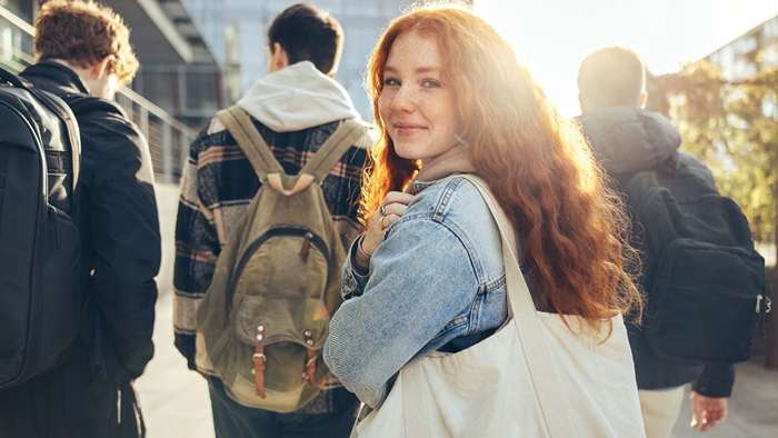 12 Ausgaben werden heute amerikanische Hochschulen und Universitäten konfrontiert