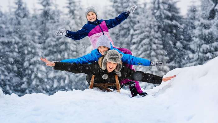 12 Urlaubsaktivitäten, die mit Ihrer Familie in diesem Jahr zu tun haben, die die Bank nicht brechen werden
